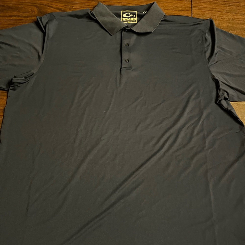 DRAKE CLOTHING COMPANY NAVY POLO, SIZE 4XL, NEVER BEEN WORN